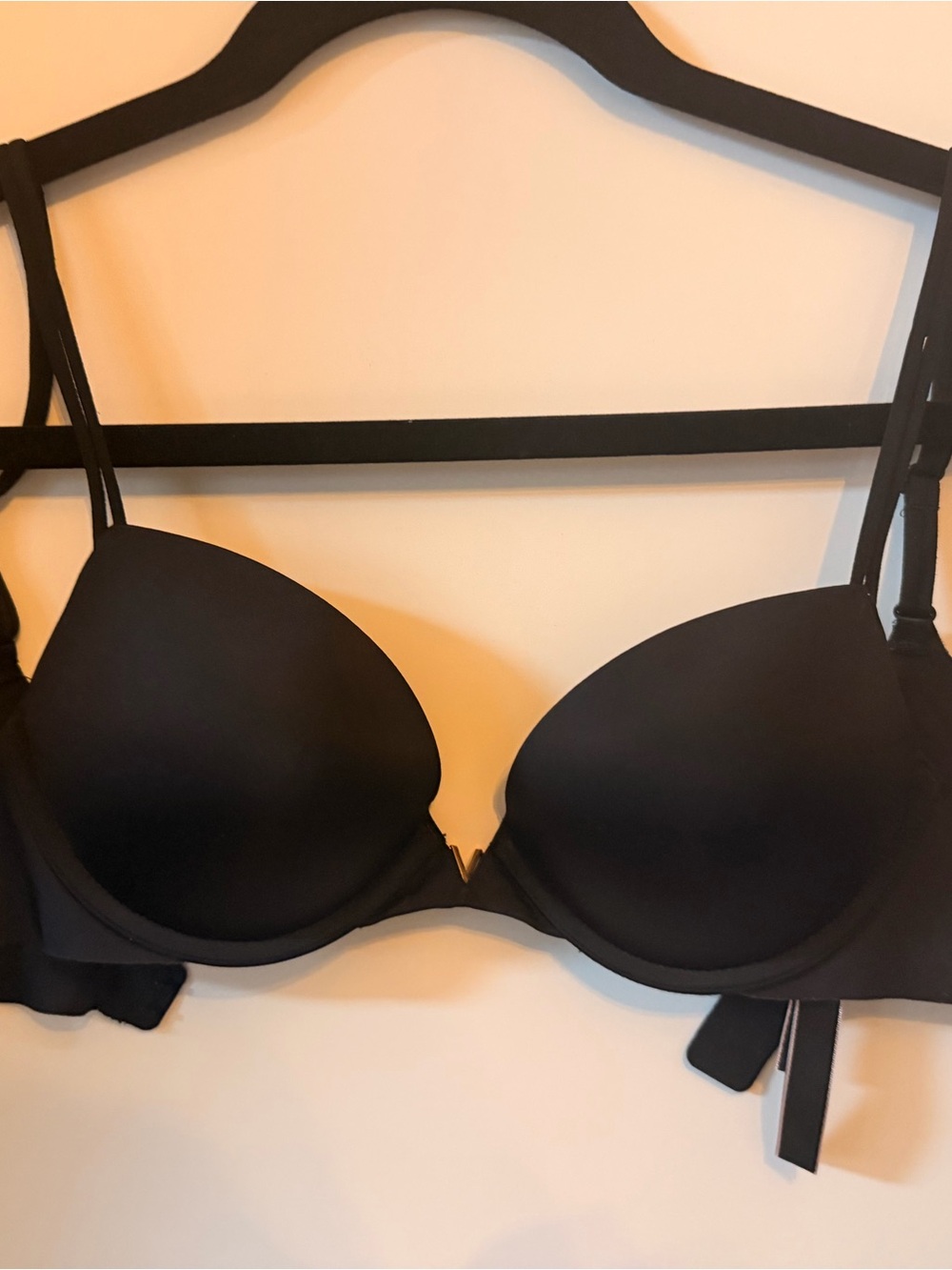 Victoria Secret Smooth Black Push-Up Bra